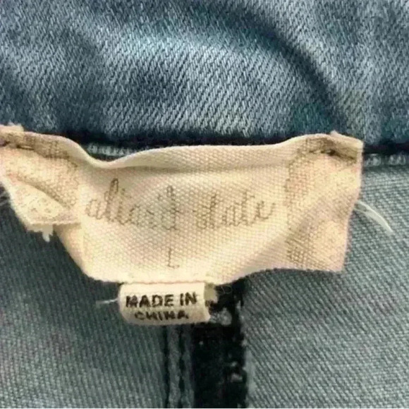 Altar'd State Tennley Flare Raw Hem Bell Bottom Jeans Womens size L - Picture 4 of 7